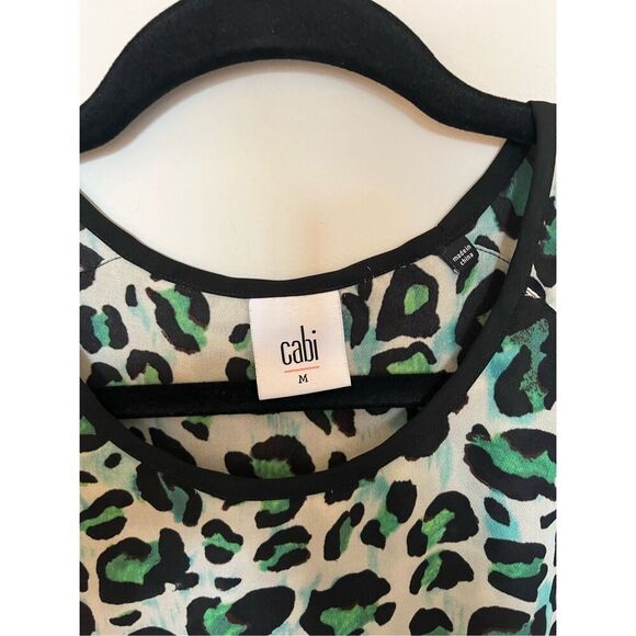 Cabi medium cheetah print short sleeves blouse - Picture 3 of 3